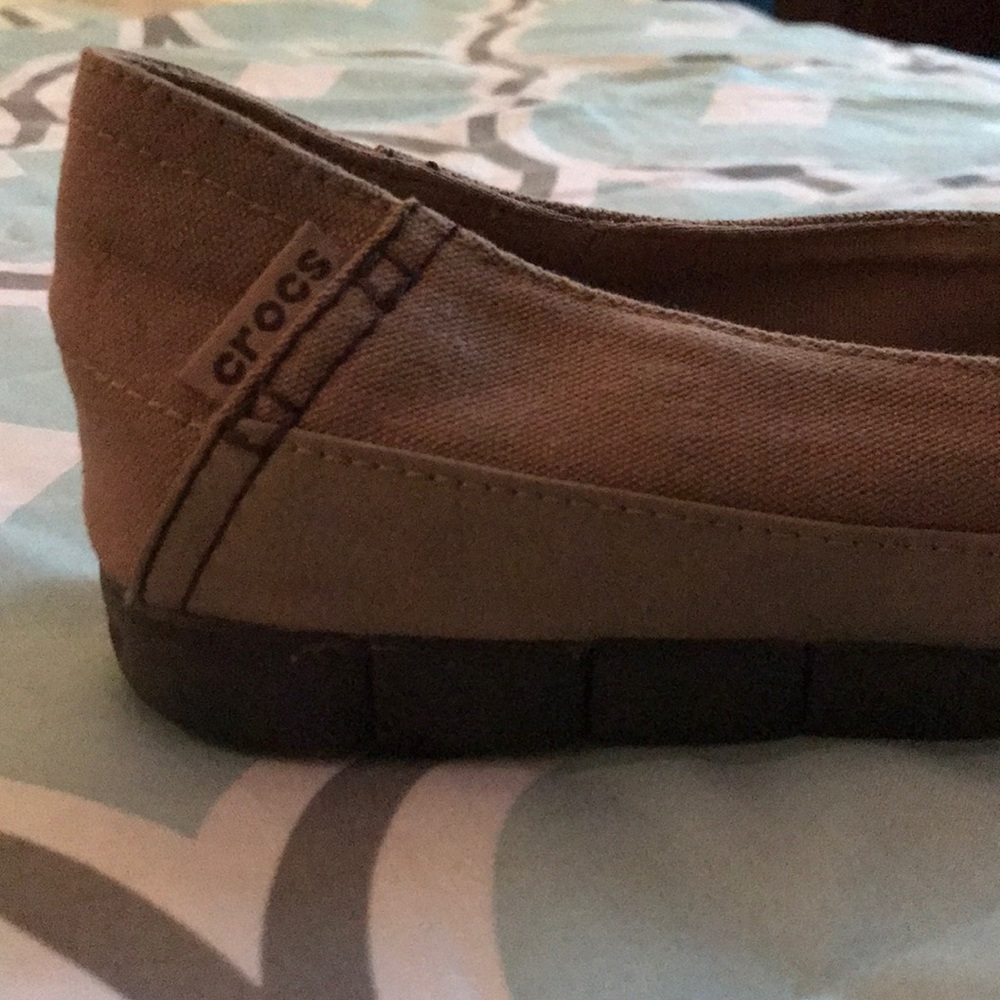 Shoes - Picture 4 of 5